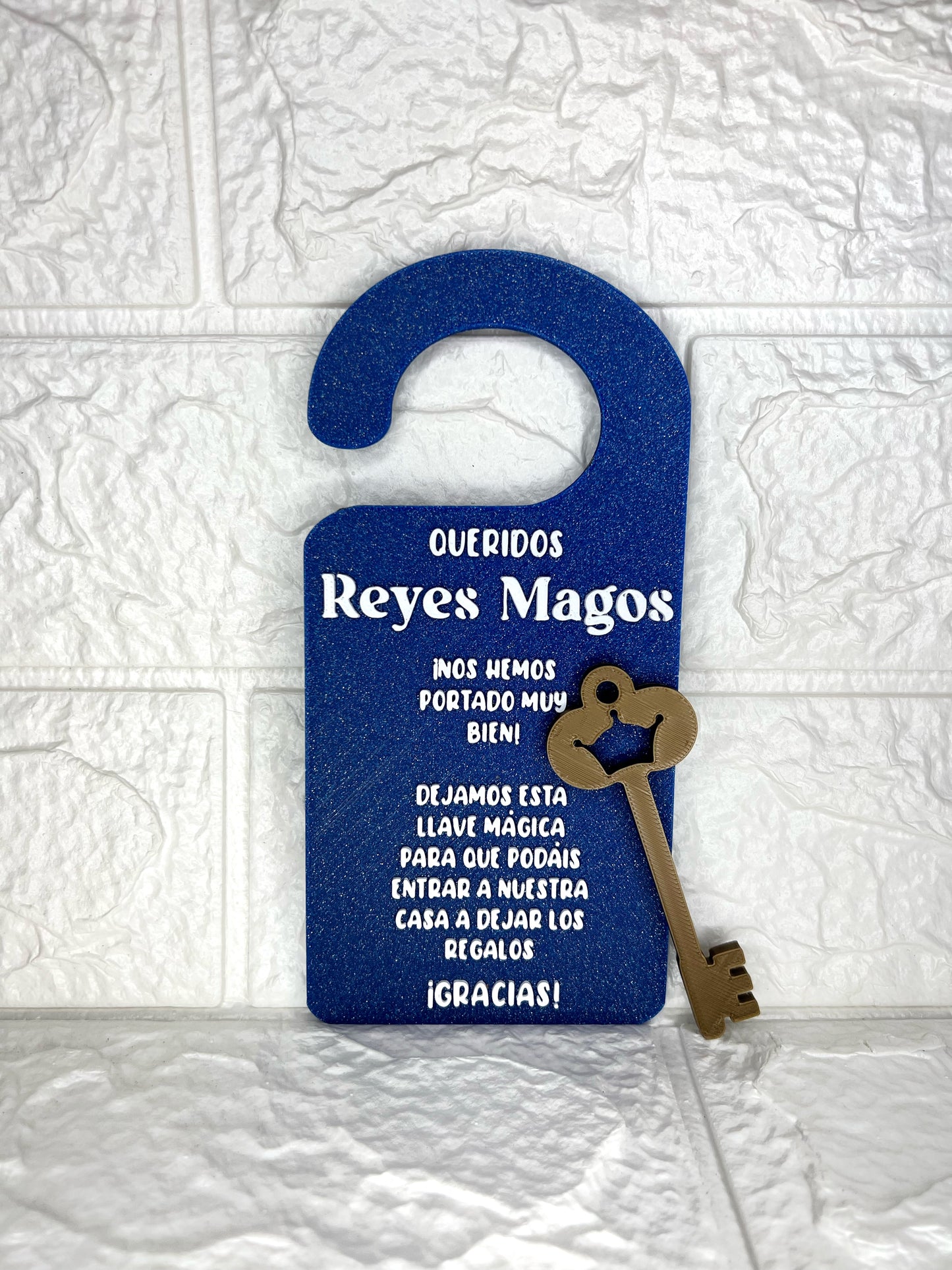 Colgador puerta llave mágica